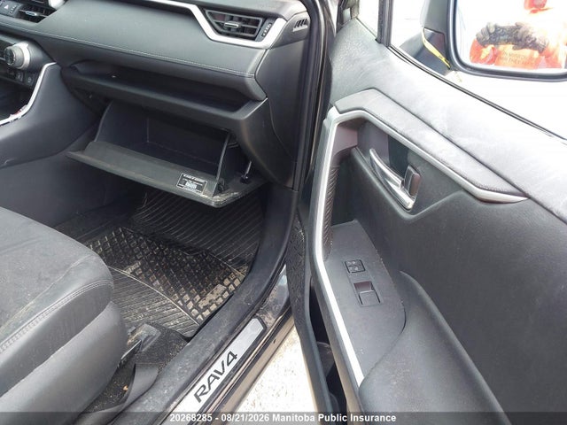 2T3R1RFV1RC418573 Toyota Rav4 Xle
