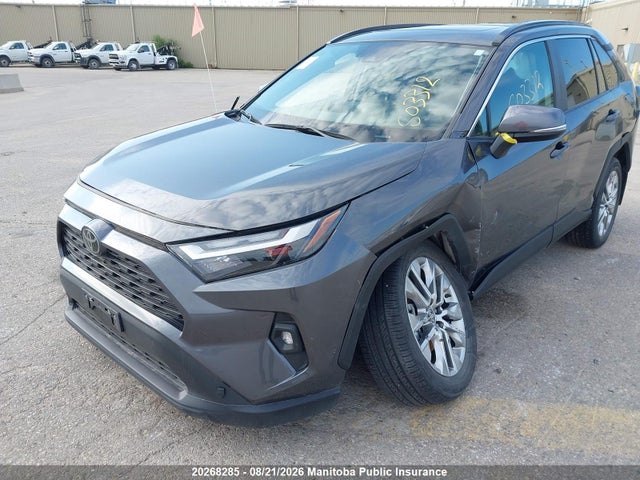 2T3R1RFV1RC418573 Toyota Rav4 Xle