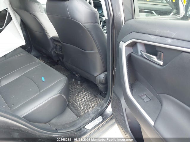 2T3R1RFV1RC418573 Toyota Rav4 Xle
