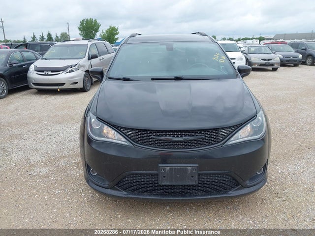 Chrysler Pacifica Touring-l 2018 2C4RC1EG4JR305728 Image 12