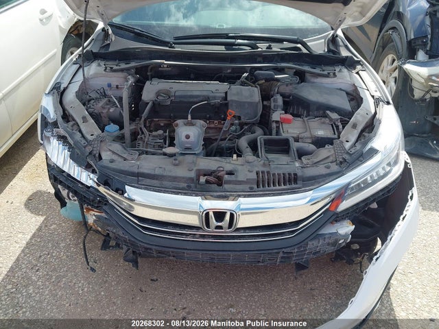 Продажа на аукционе авто 2016 Honda Accord Touring, vin: 1HGCR2F0XGA806682, номер лота: 20268302