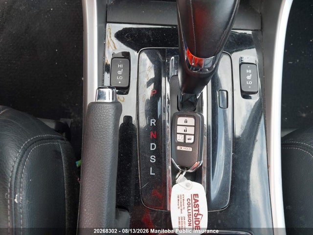 Продажа на аукционе авто 2016 Honda Accord Touring, vin: 1HGCR2F0XGA806682, номер лота: 20268302