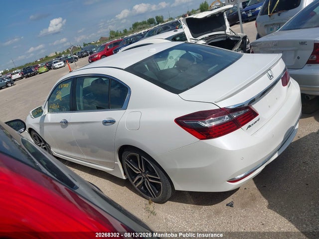 Продажа на аукционе авто 2016 Honda Accord Touring, vin: 1HGCR2F0XGA806682, номер лота: 20268302