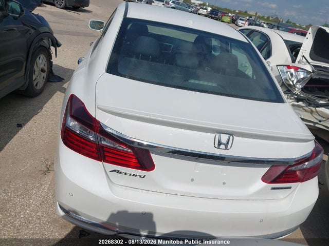 Продажа на аукционе авто 2016 Honda Accord Touring, vin: 1HGCR2F0XGA806682, номер лота: 20268302