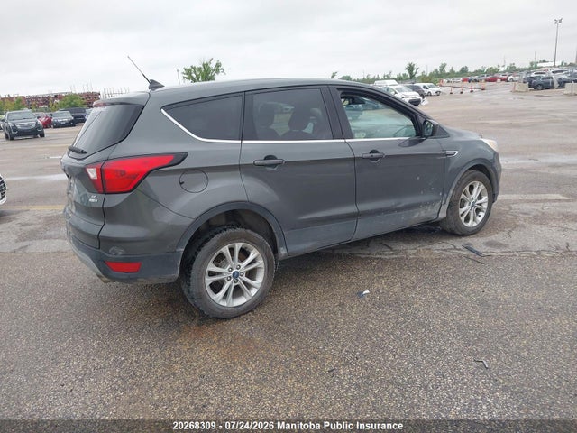 Ford ESCAPE SE 2019 1FMCU9GD8KUA65832 Image 4