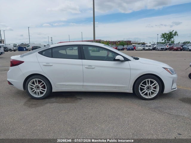 Hyundai Elantra Essential 2020 KMHD74LF2LU922783 Image 13
