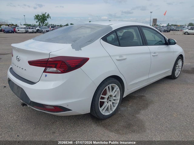 Hyundai Elantra Essential 2020 KMHD74LF2LU922783 Image 4