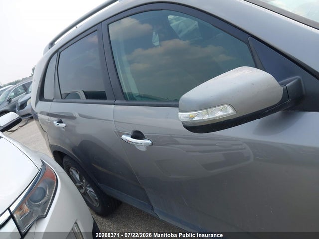 20268371 :رقم المزاد ، 5XYKTDA79FG586400 vin ، 2015 Kia Sorento Lx V6 مزاد بيع
