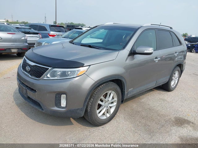 20268371 :رقم المزاد ، 5XYKTDA79FG586400 vin ، 2015 Kia Sorento Lx V6 مزاد بيع