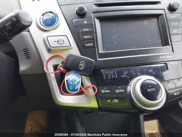 Продаж на аукціоні авто 2013 Toyota Prius V, vin: JTDZN3EU9D3189063, номер лоту: 20268380