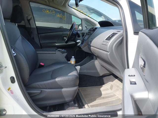 Продаж на аукціоні авто 2013 Toyota Prius V, vin: JTDZN3EU9D3189063, номер лоту: 20268380