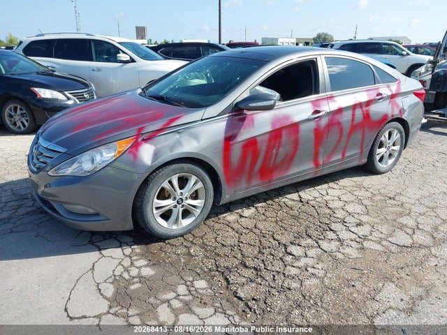20268413 :رقم المزاد ، 5NPEC4AC2DH790441 vin ، 2013 Hyundai Sonata Limited مزاد بيع