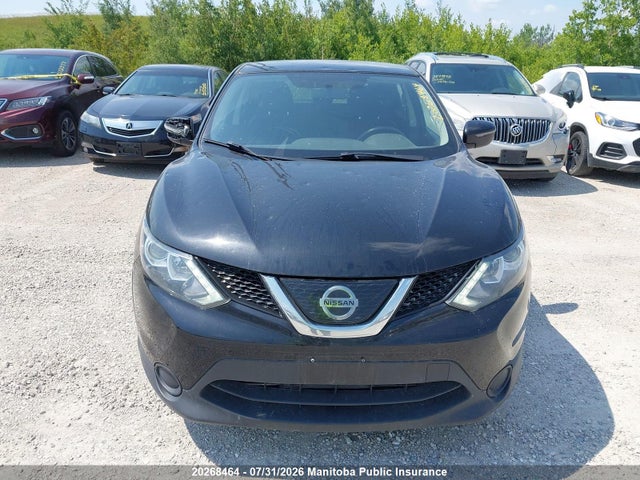 JN1BJ1CR1KW328388 Nissan Qashqai S