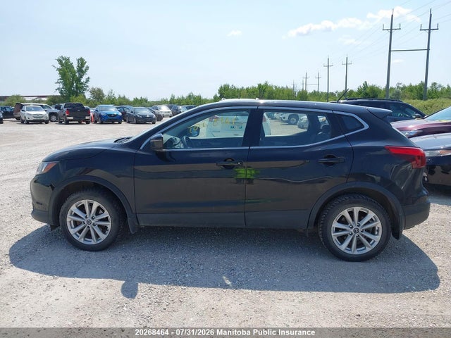 JN1BJ1CR1KW328388 Nissan Qashqai S