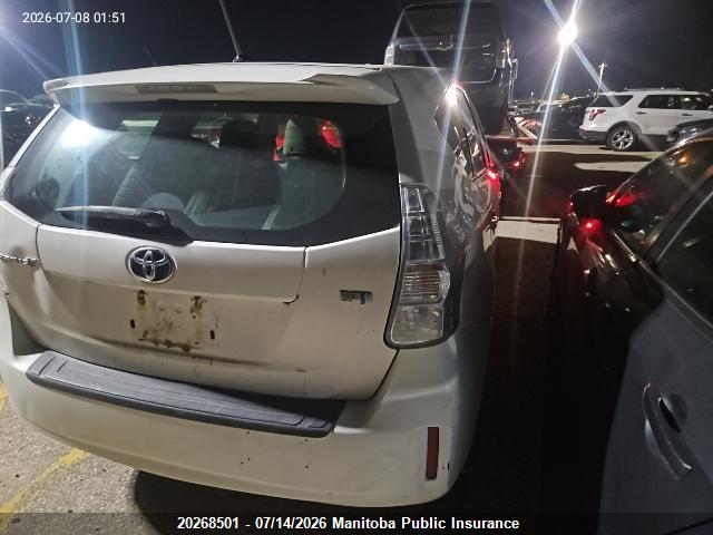 Toyota PRIUS V 2014 JTDZN3EU5EJ005430 Image 4