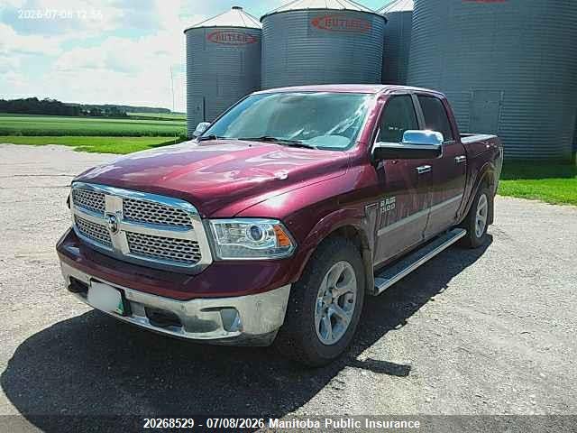 Dodge Ram 1500 Laramie Crew Cab 2016 1C6RR7NM6GS324190 главное изображение