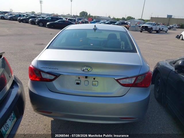 20268544 :رقم المزاد ، 5NPEB4AC0DH722013 vin ، 2013 Hyundai Sonata Gl مزاد بيع