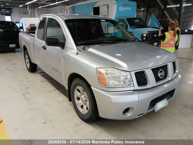 2006 Nissan Titan 5.6 Xe King Cab მანქანა იყიდება აუქციონზე, vin: 1N6AA06A26N535518, აუქციონის ნომერი: 20268556