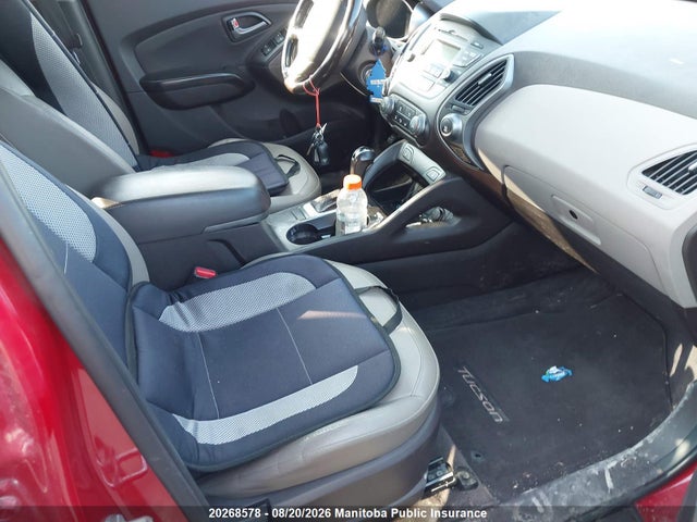 KM8JUCAG8FU092266 Hyundai TUCSON GLS