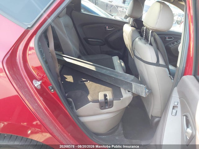 KM8JUCAG8FU092266 Hyundai TUCSON GLS