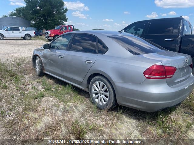 2013 Volkswagen Passat 2.5 მანქანა იყიდება აუქციონზე, vin: 1VWAH7A31DC006003, აუქციონის ნომერი: 20268741