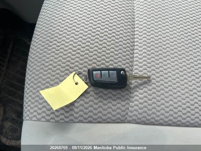JN1BJ1CW2LW379678 Nissan Qashqai S