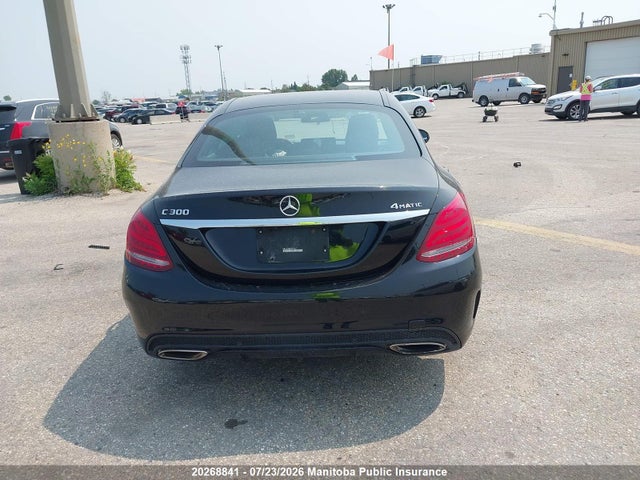 2015 Mercedes Benz C300w 4matic მანქანა იყიდება აუქციონზე, vin: 55SWF4KB0FU049884, აუქციონის ნომერი: 20268841