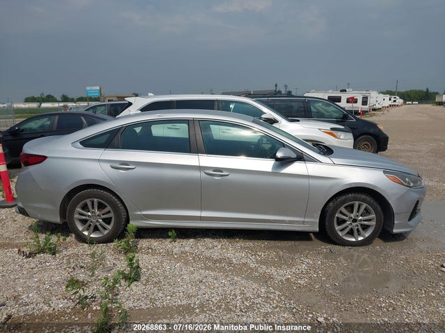 Hyundai SONATA GL 2018 5NPE24AF8JH650693 Image 13