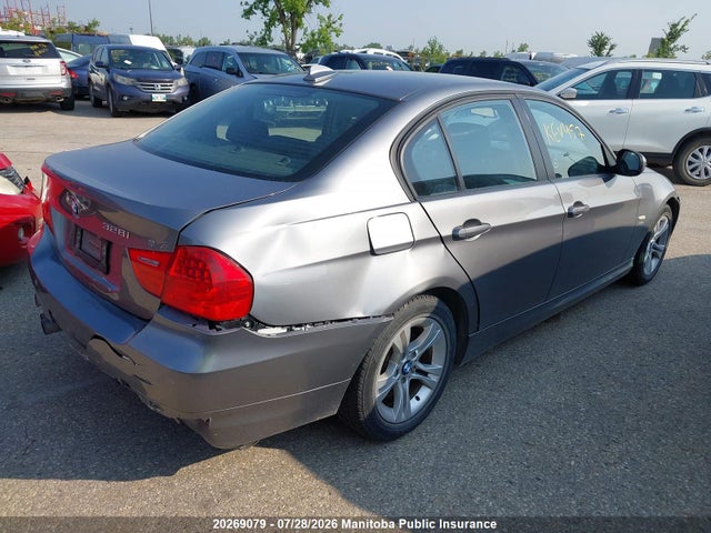 20269079 :رقم المزاد ، WBAPK7C56BF082998 vin ، 2011 Bmw 328i Xdrive مزاد بيع