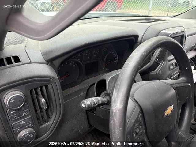 20269085 :رقم المزاد ، 1GCRDAED5NZ575310 vin ، 2022 Chevrolet Silverado 1500 Wt Double Cab مزاد بيع