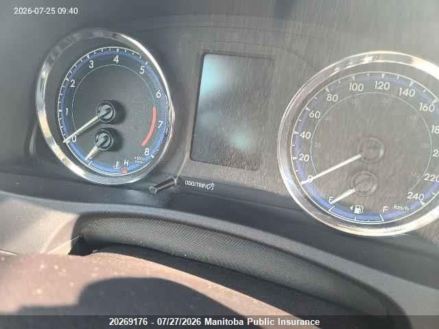 2T1BURHE5JC058615 Toyota COROLLA LE