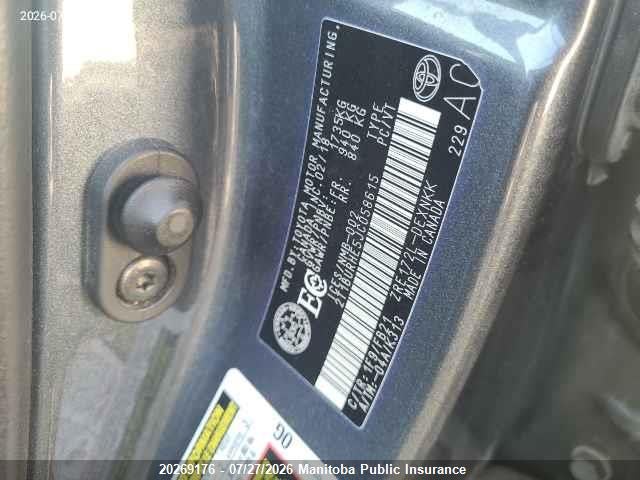2T1BURHE5JC058615 Toyota COROLLA LE