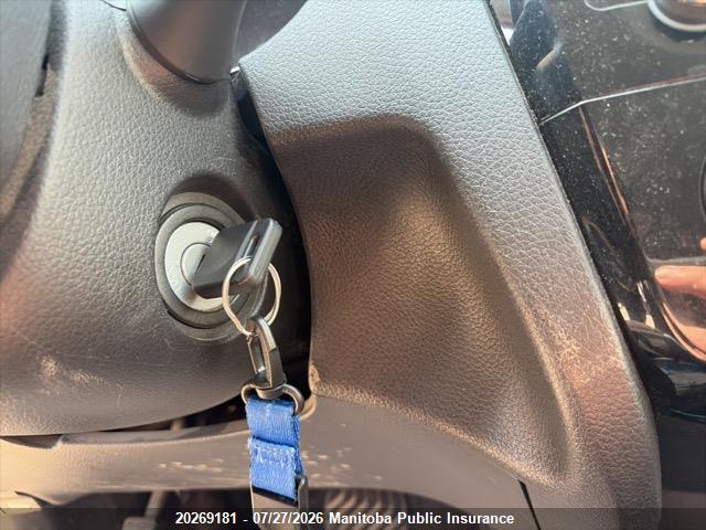 JN1BJ1CR9JW292500 Nissan Qashqai S