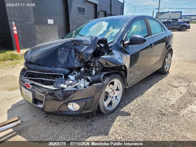 Chevrolet SONIC LT 2015 1G1JC5SHXF4190430 Image 2