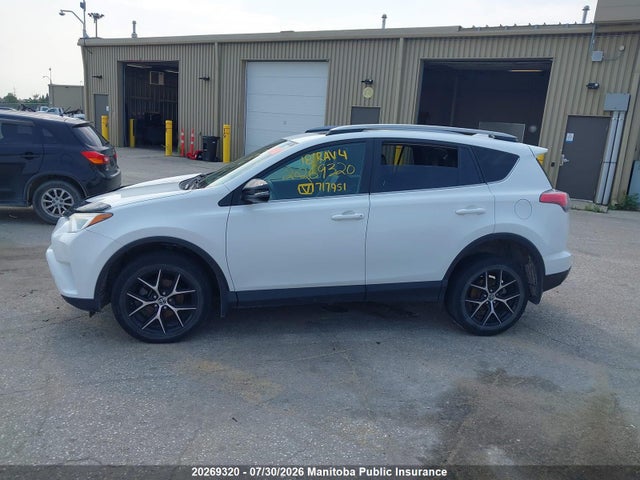 Toyota RAV4 SE 2018 2T3JFREV8JW717951 Image 14