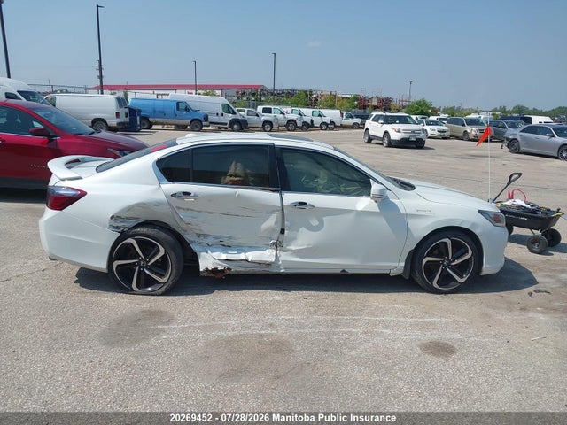 1HGCR2F99FA800756 Honda Accord Touring