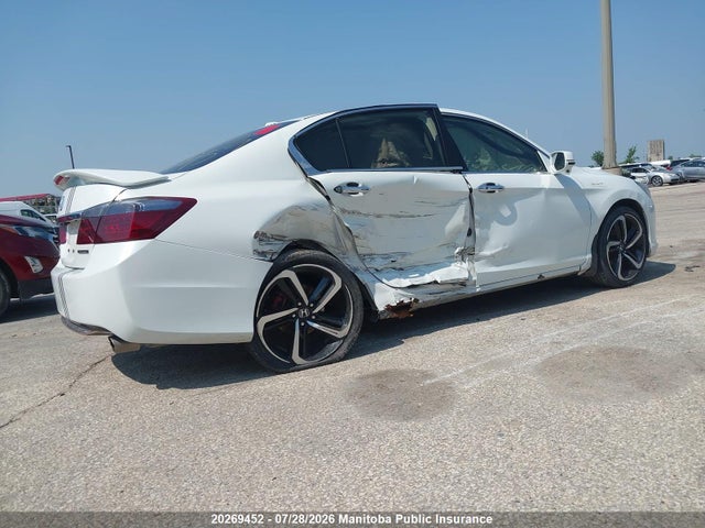 1HGCR2F99FA800756 Honda Accord Touring