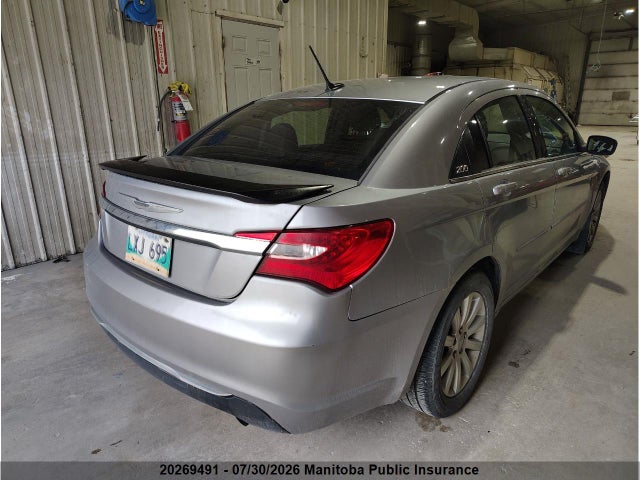 Продаж на аукціоні авто 2013 Chrysler 200 Lx, vin: 1C3CCBAB2DN558526, номер лоту: 20269491