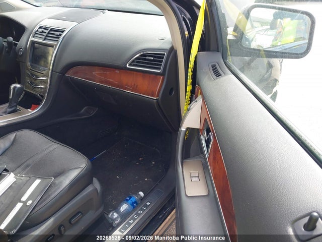 20269528 :رقم المزاد ، 2LMDJ8JK1BBJ10697 vin ، 2011 Lincoln Mkx مزاد بيع