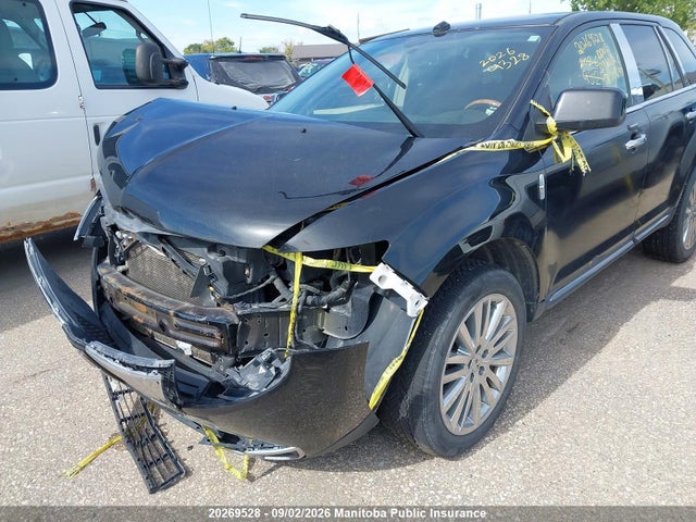 20269528 :رقم المزاد ، 2LMDJ8JK1BBJ10697 vin ، 2011 Lincoln Mkx مزاد بيع