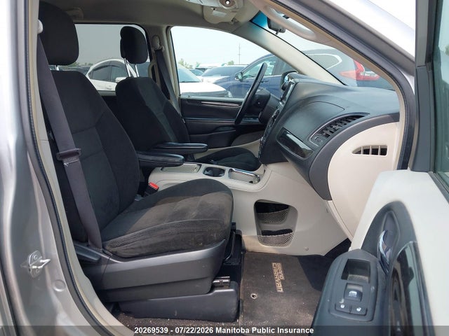 2015 Chrysler Town & Country Touring მანქანა იყიდება აუქციონზე, vin: 2C4RC1BG2FR740081, აუქციონის ნომერი: 20269539