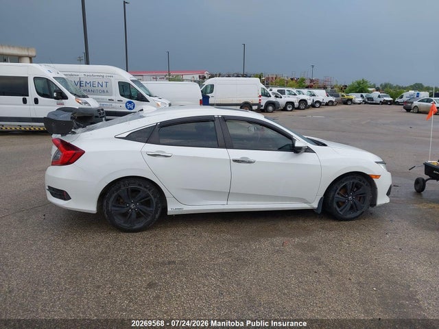 Honda Civic Touring 2016 2HGFC1F92GH100606 Image 13