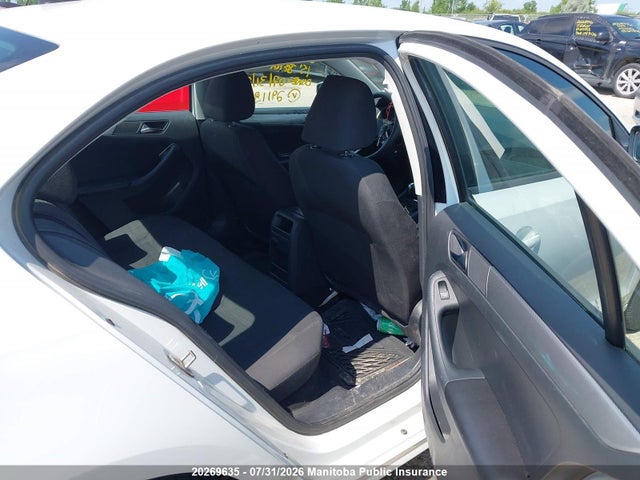 Продажа на аукционе авто 2015 Volkswagen Jetta 2.0, vin: 3VW2K7AJ3FM291180, номер лота: 20269635