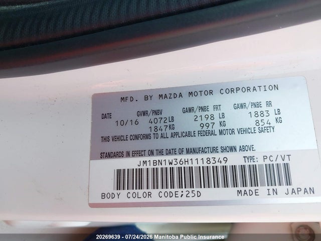 Mazda Mazda3 Gt Sky 2017 JM1BN1W36H1118349 Image 8