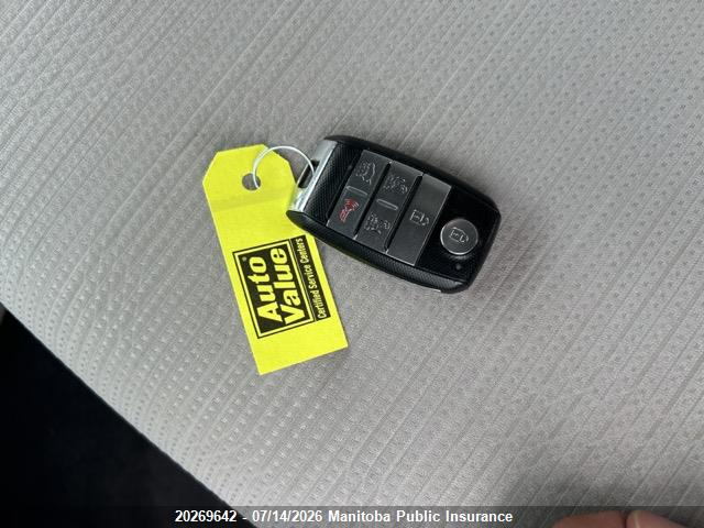 KIA Sedona Sx 2019 KNDMC5C13K6551632 Image 11