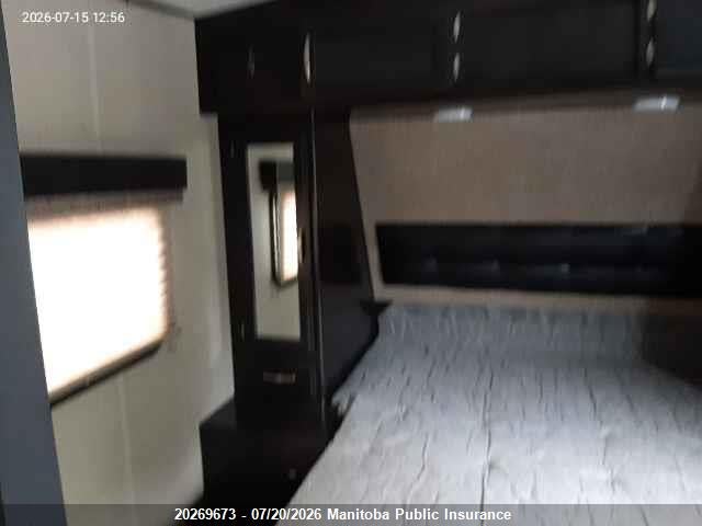 Camper Trailer Grand Design 2018 573TE2827J6607455 Image 7