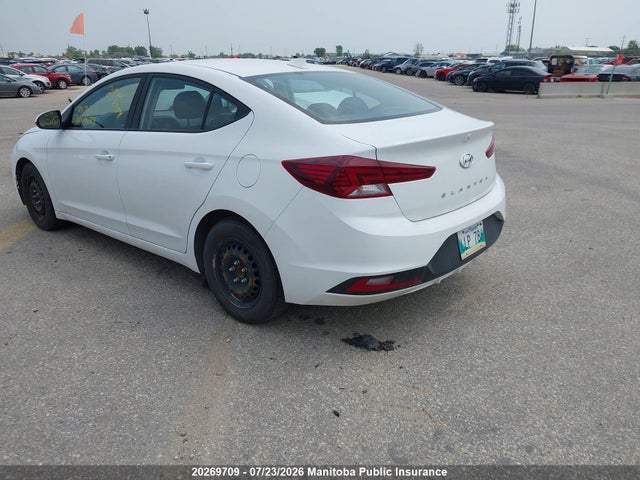 Hyundai Elantra Essential 2020 KMHD74LF0LU003655 Image 3