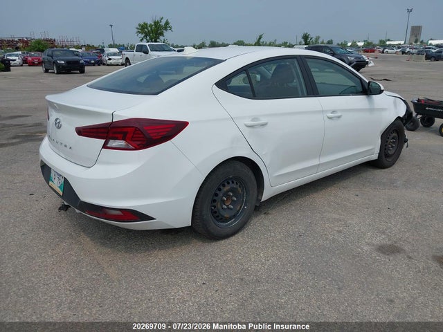Hyundai Elantra Essential 2020 KMHD74LF0LU003655 Image 4