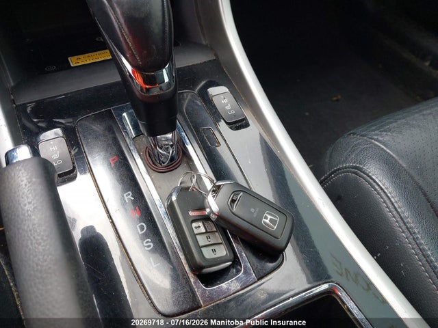 20269718 :رقم المزاد ، 1HGCR2F03GA803140 vin ، 2016 Honda Accord Touring مزاد بيع