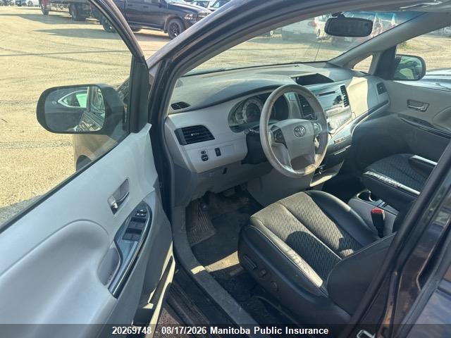 2013 Toyota Sienna Se V6 მანქანა იყიდება აუქციონზე, vin: 5TDXK3DC6DS362254, აუქციონის ნომერი: 20269748